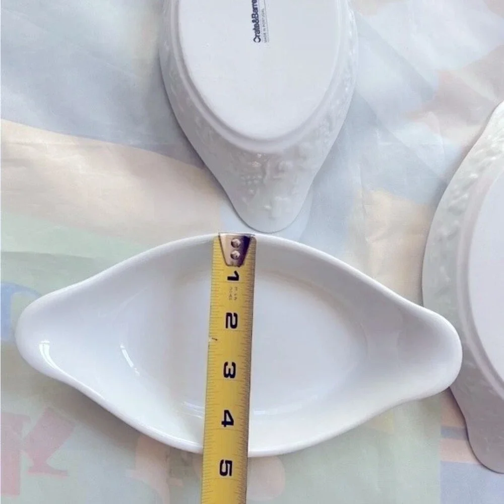 Crate & Barrel Small Oval Plate Portugal Made Set Of 3 White Fruit Pattern New
